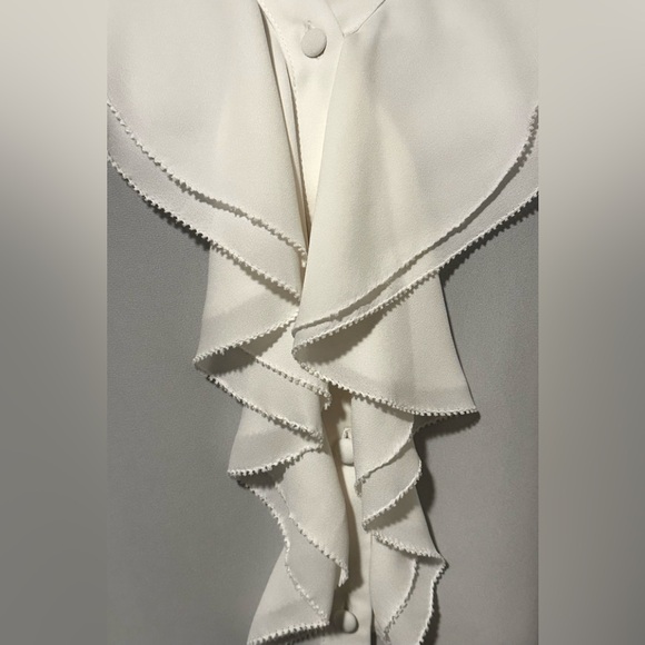 White House Black Market Ruffle Front Blose Top Small - Picture 4 of 6